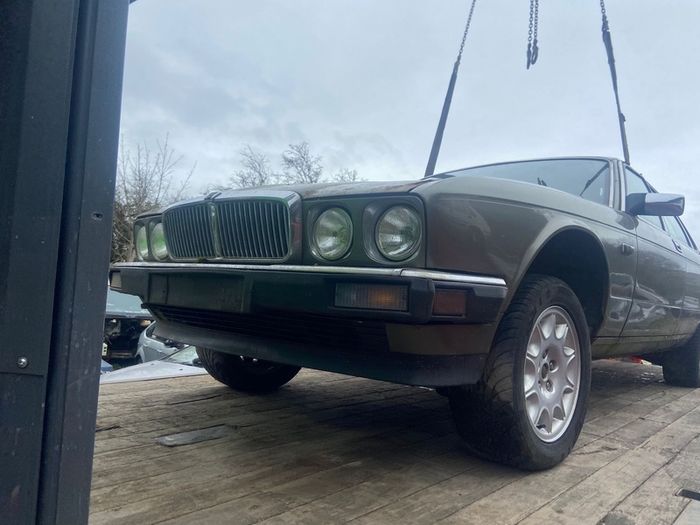 Jaguar xjsport parts gear box's axles everything