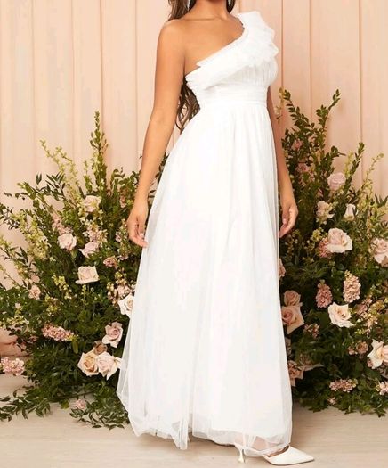 White Maxi dress, size 10