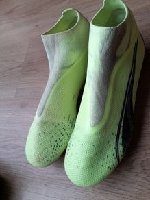 Soccer boots,shoes