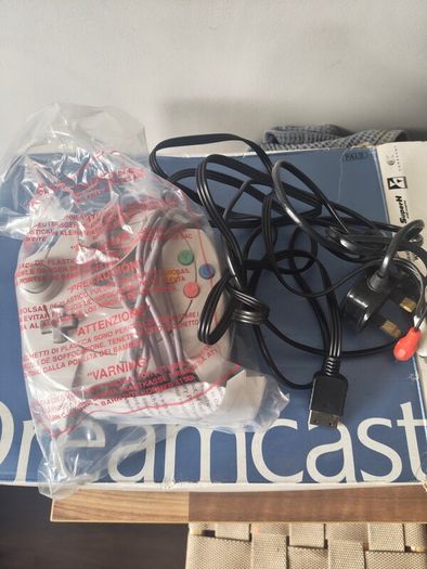 boxed sega Dreamcast