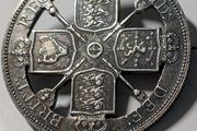 1887 Double Florin, Silver brooch.