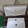 2 Wash hand basins Image 4