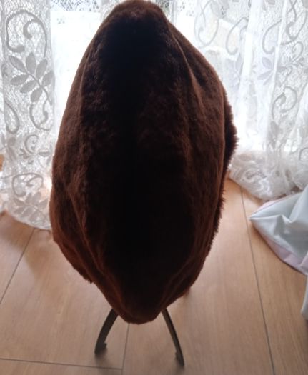 Lambs fur hat
