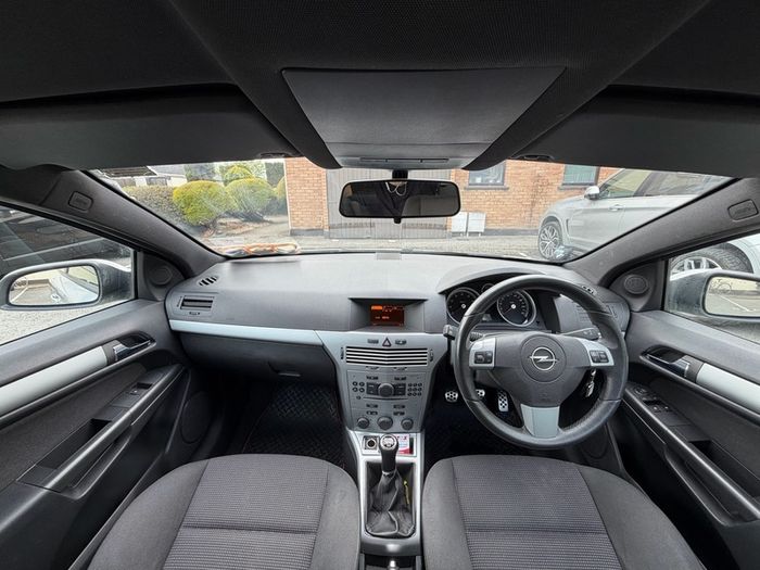 2008 Opel Astra