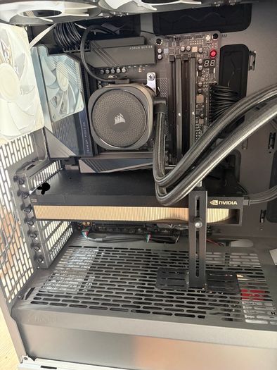 Nvidia RTX Pro 5000 Blackwell 48GB GPU