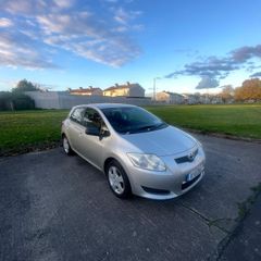 2007 Toyota Auris