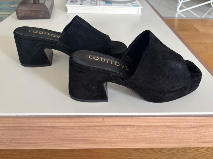Spanish designer suede black platform sandals NEW