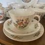 Tea Set Ansley Garden Pattern 21 piece, plus 2 jugs, 2 sugar bowls Image 5