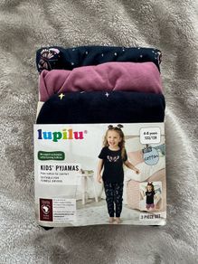 BNWT girls pyjamas 3 piece set, 122/128 cm, 6-8 years