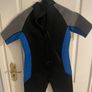 wetsuit size  33-34" Image 2