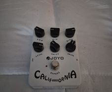 Distortion pedal