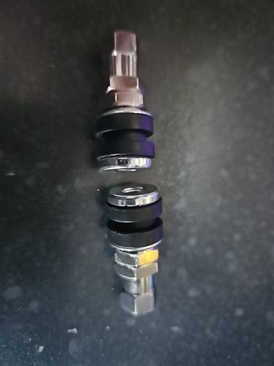 Motorbike metal short valve
