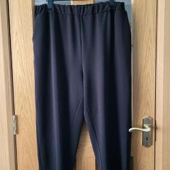 Shein black trousers with pockets, Size 26