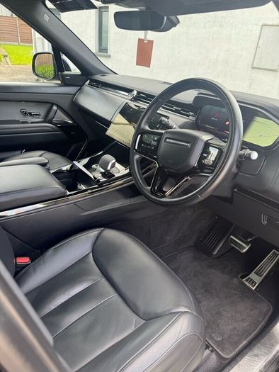 232 Land Rover Range Rover Sport D300