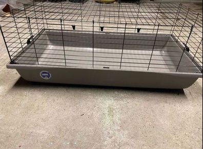 Indoor pet cage
