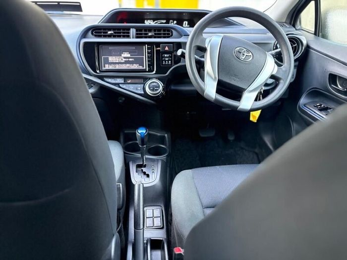 2015 Toyota Aqua S 1.5 Hybrid Automatic | LOW KM