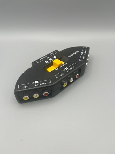Universal 3 AV Port in 1 Video Game Selector Switch Splitter RCA  B/S-001