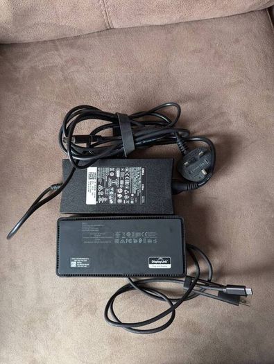 DELL D6000 with 130W charger