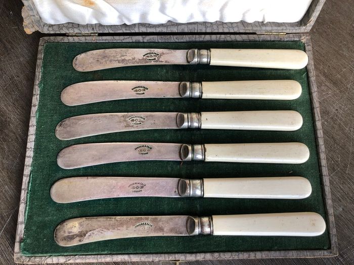 Vintage Set Of 6 EPNS Butter Knives