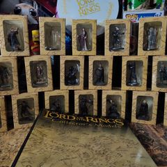 Lord of The Rings ! Collector's Models ! 18 Figures with Magazines ! LOTR !