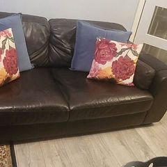 2 and 3 seater leather sofa's