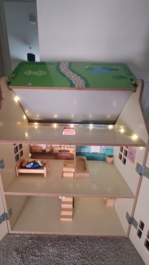 Toys wooden Doll house
