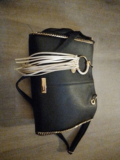 Handbag