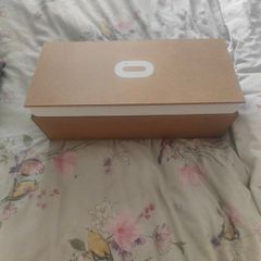 Oculus  Quest