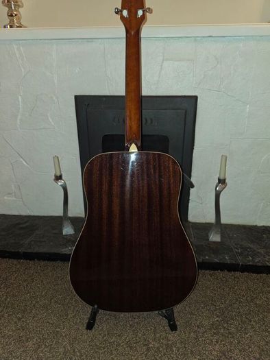 Jasmine acoustic guitar