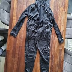 Monterain black traksuit medium boys size good condition hardly worn