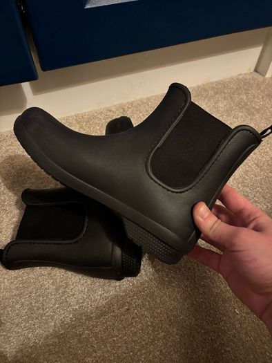 Brand New Crocs Women's Freesail Chelsea Boots UK 3