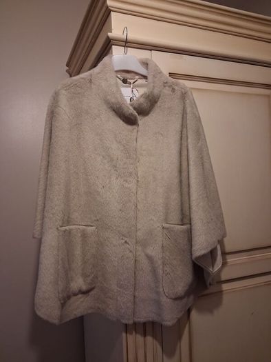 Rino & Pelle faux fur cape UK 14