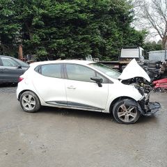Breaking  Renault Clio 2016 petrol