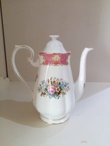 Royal Albert Lady Carlyle Coffee Pot
