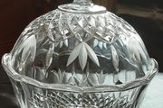 Nice crystal candy / trinket dish