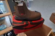safety boots