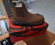 safety boots