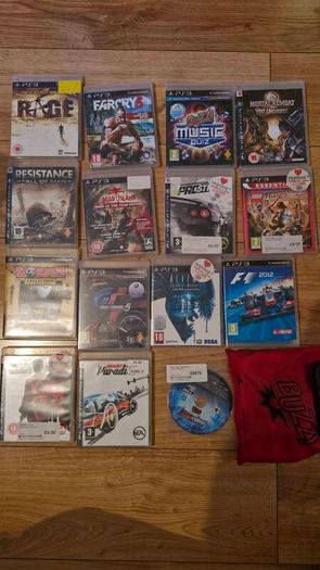ps3  plus 2 controllers and 30 games