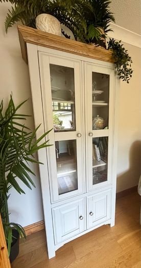 Display Cabinet