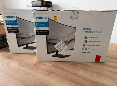 Curved monitor