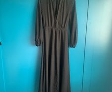 Ladies long black maxi dress with v neck detail