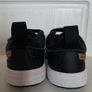 Girl's Nike shoes size UK 11 Image 3