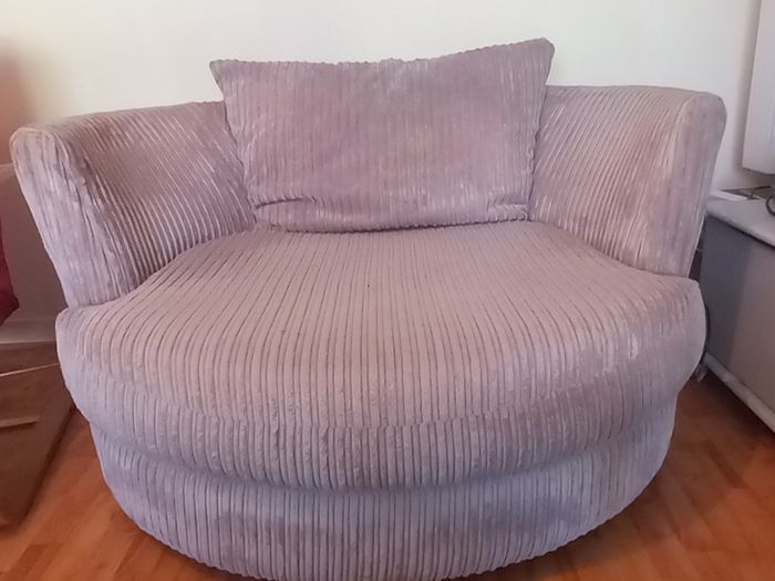 2 sofa's