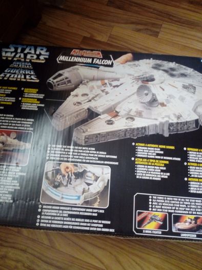 Star Wars Millennium Falcon (1995) and X-Wing (1995)