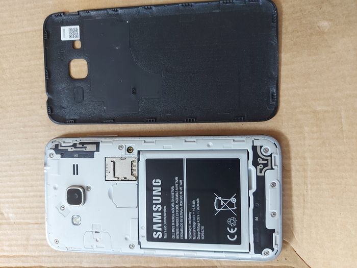 Samsung Galaxy J3(6) 2016, Model SM-J320FN, 8GB, in very good condition and working as should