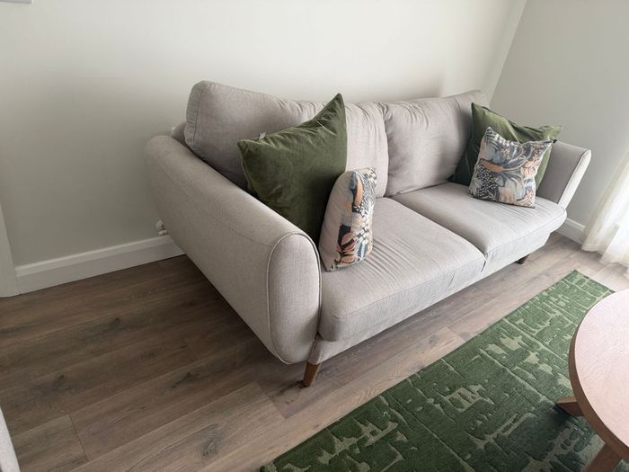 3 & 2 seater sofa