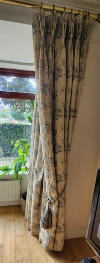 Curtains 2 pairs high-quality