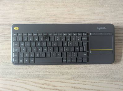 Logitech K400 Plus Wireless Keyboard and Trackpad