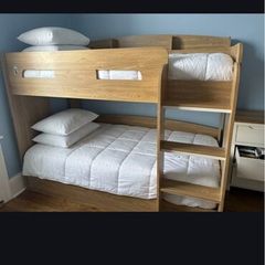 Bunk bed