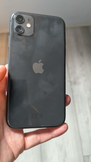iPhone 11